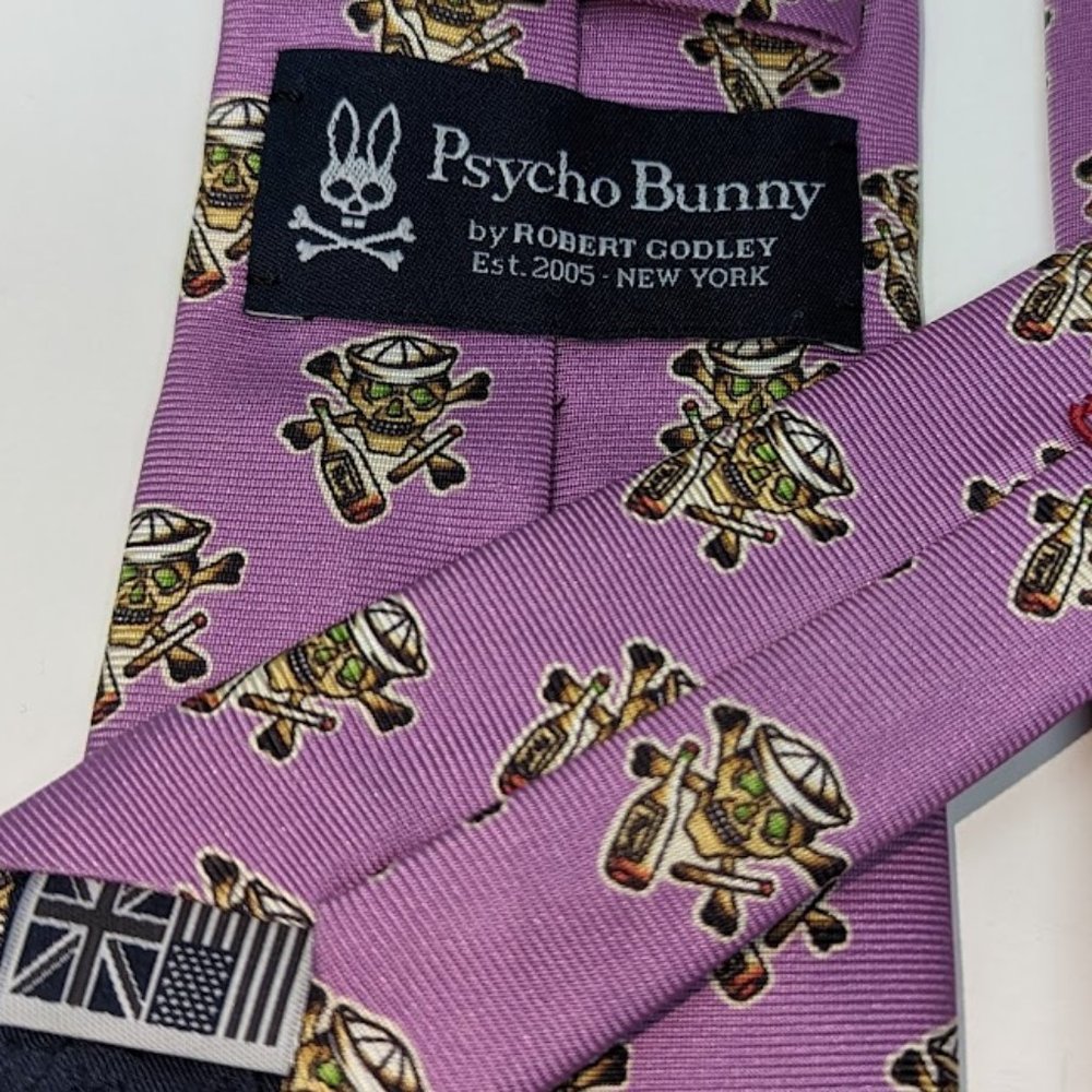 Psycho Bunny Skull and Crossbones club tie; silk, made in U.S.A. - Like New